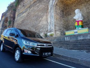 Sewa Mobil Kijang Innova di Bali - Jatayu Rental